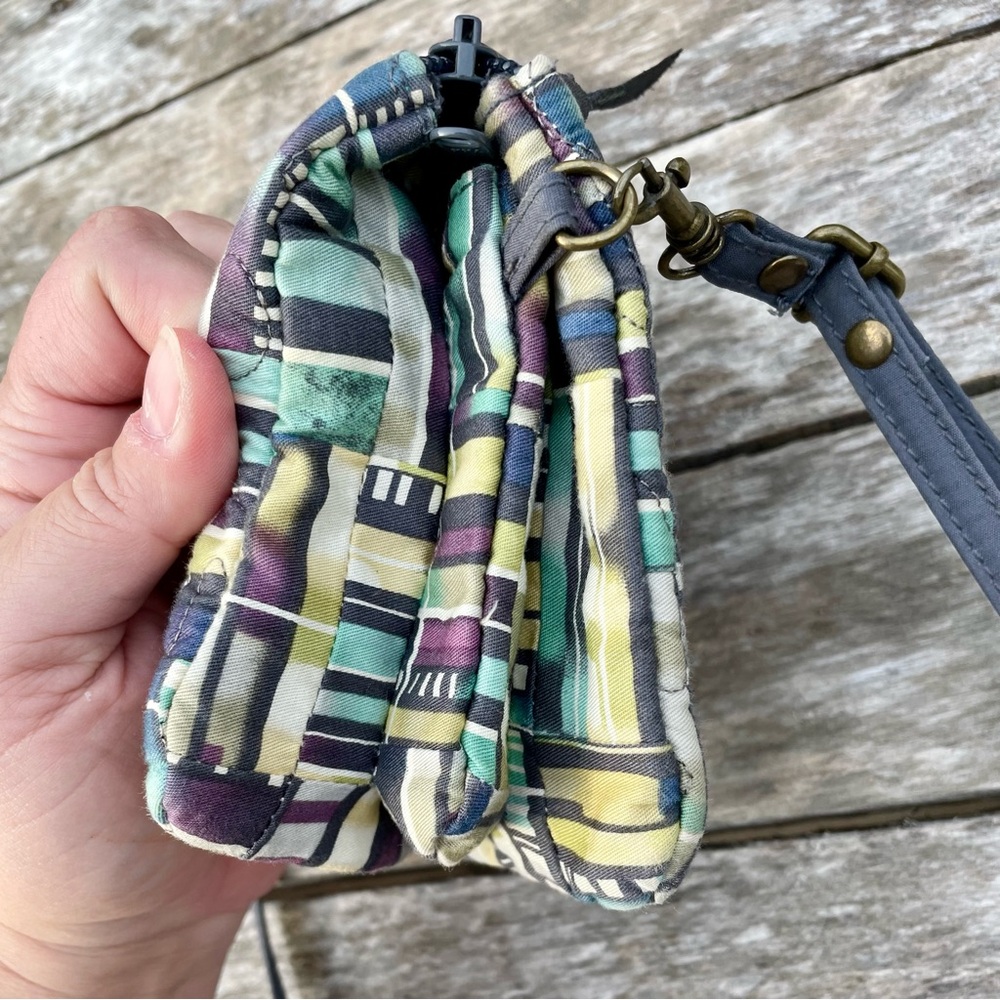 Donna Sharp Quilted Abstract Print Multi Compartm… - image 8